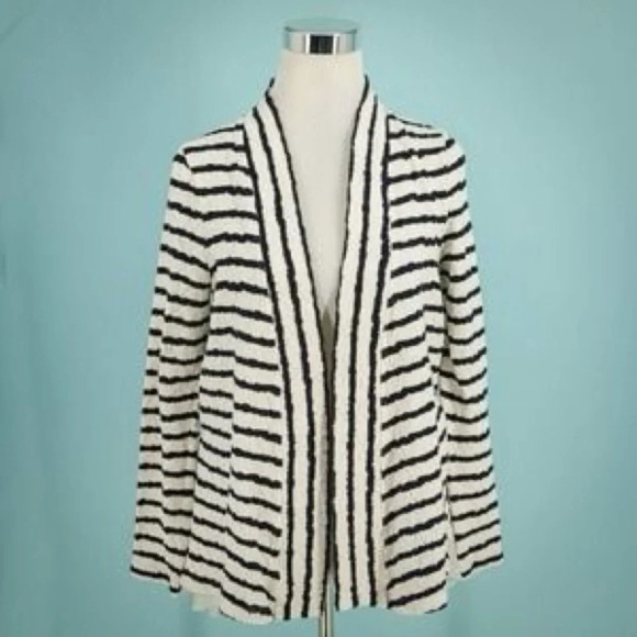 POSTMARK by ANTHROPOLOGIE‎ NWOT Lace Striped Cardigan in Black and White - Picture 2 of 9